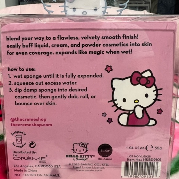 Creme shop hello kitty blender duo makeup sponge - Picture 2 of 3